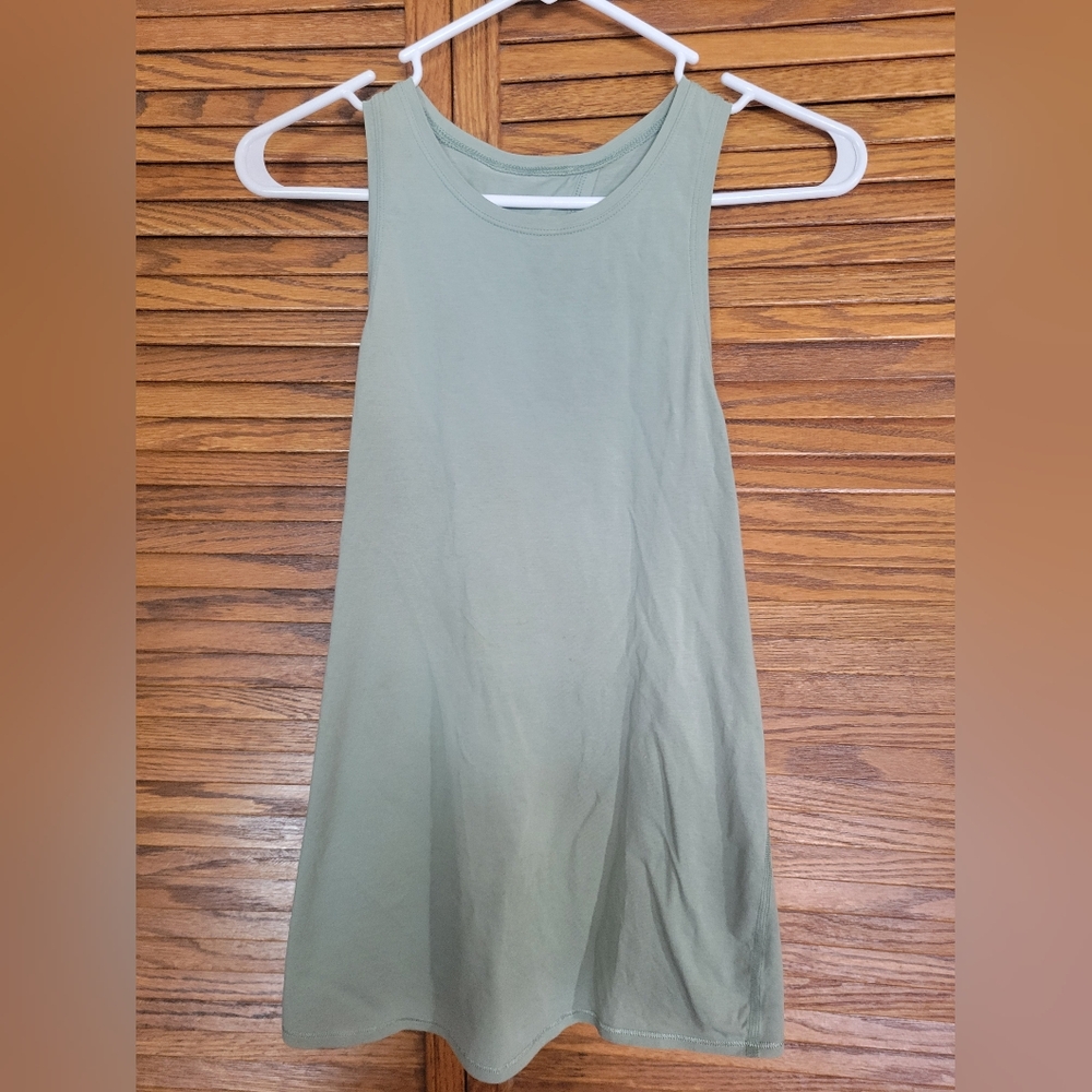 lululemon athletica sage green tank top